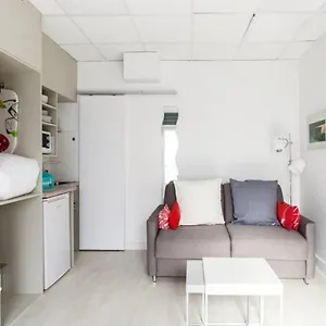  Apartamento Small Is Beautiful Ideally Located Sleeps 4